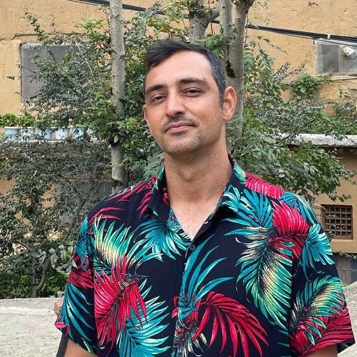 تصویر پروفایل میزبان