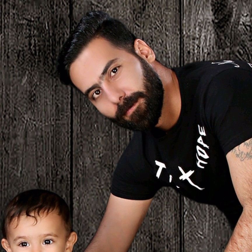 تصویر پروفایل میزبان