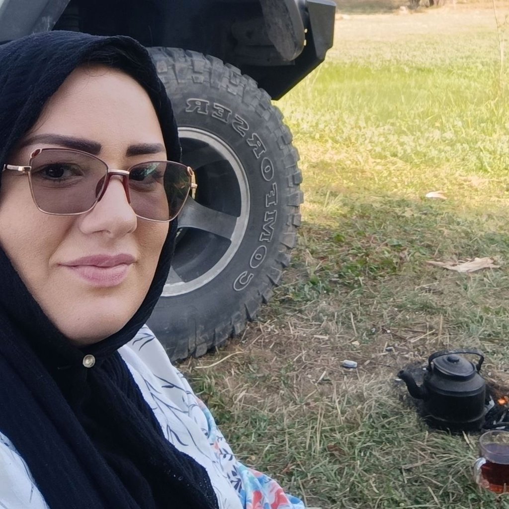 تصویر پروفایل میزبان