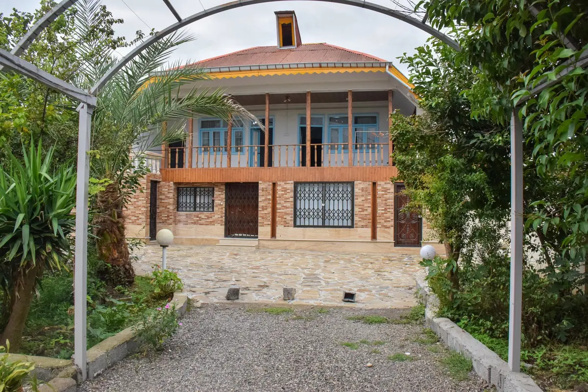 سوئیت یک خوابه سنتی پس از باران