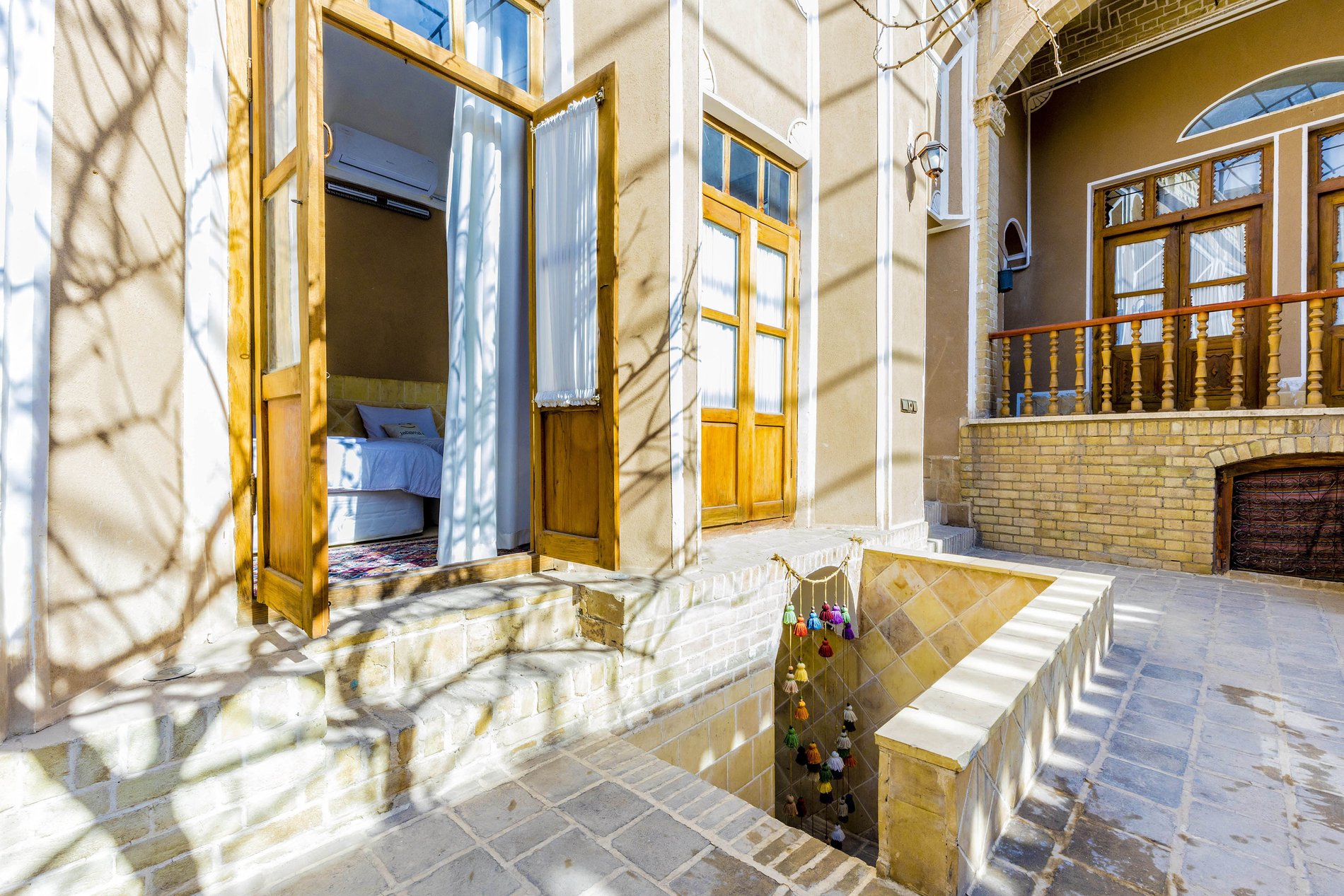 بوم گردی گنجه - 1 تخته