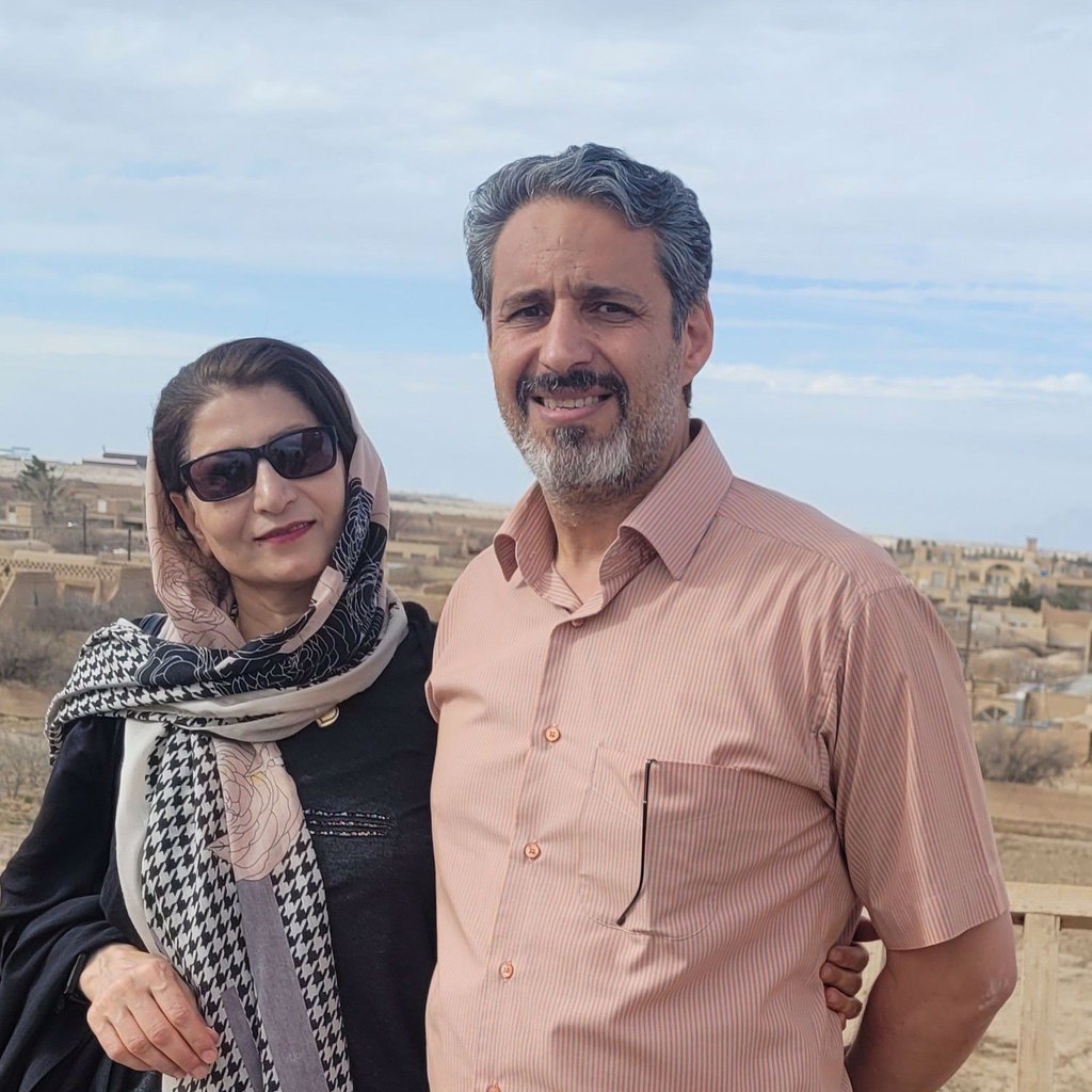 تصویر پروفایل میزبان