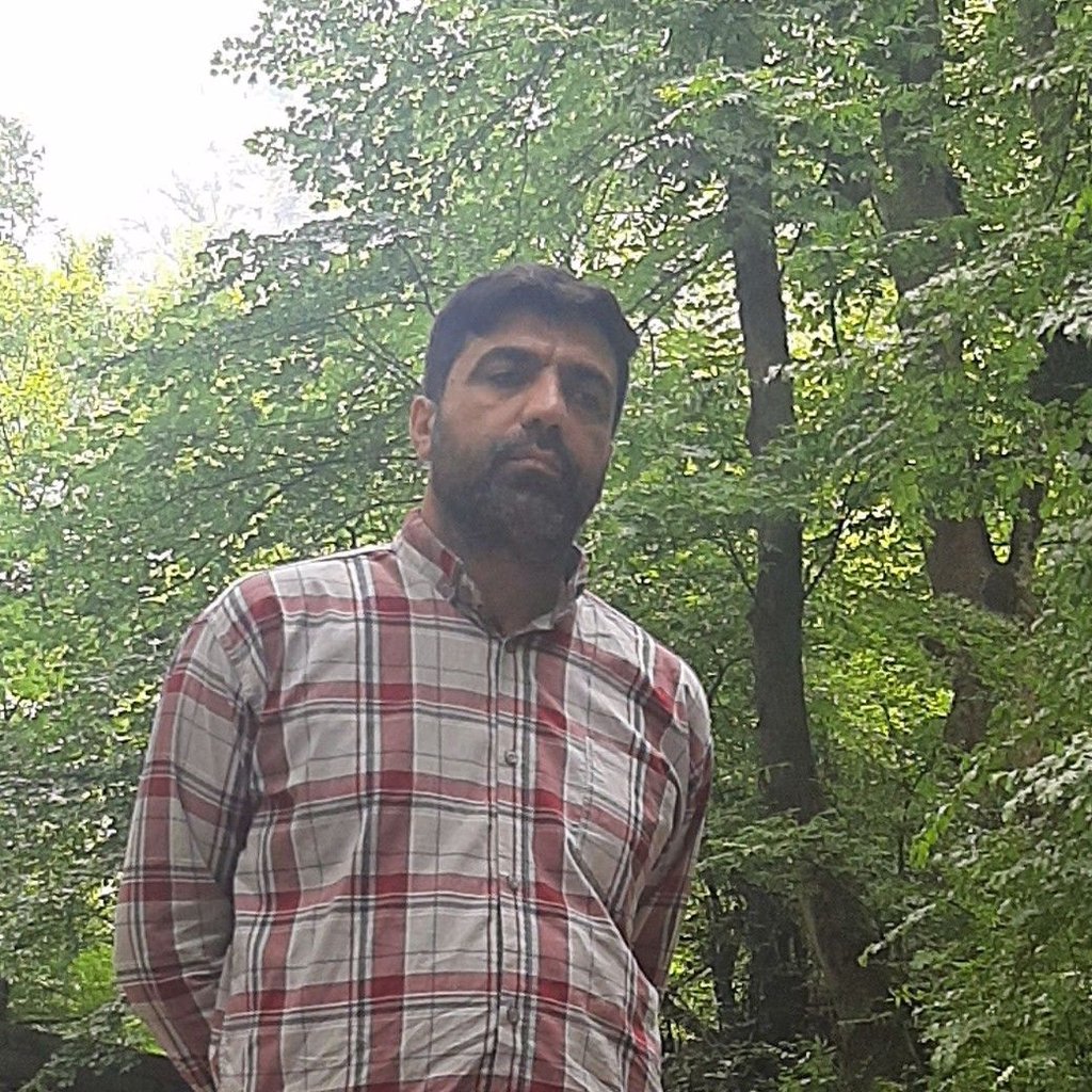 تصویر پروفایل میزبان