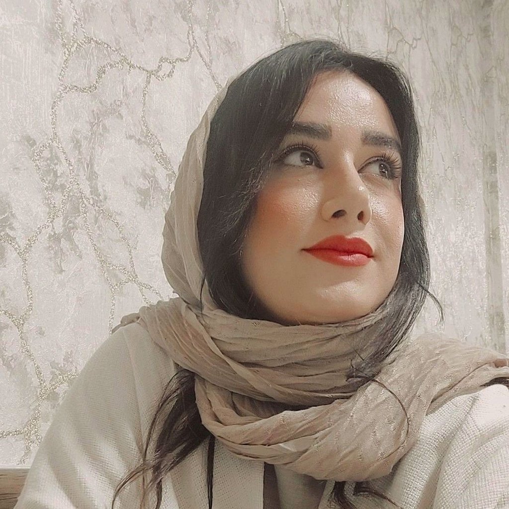 تصویر پروفایل میزبان