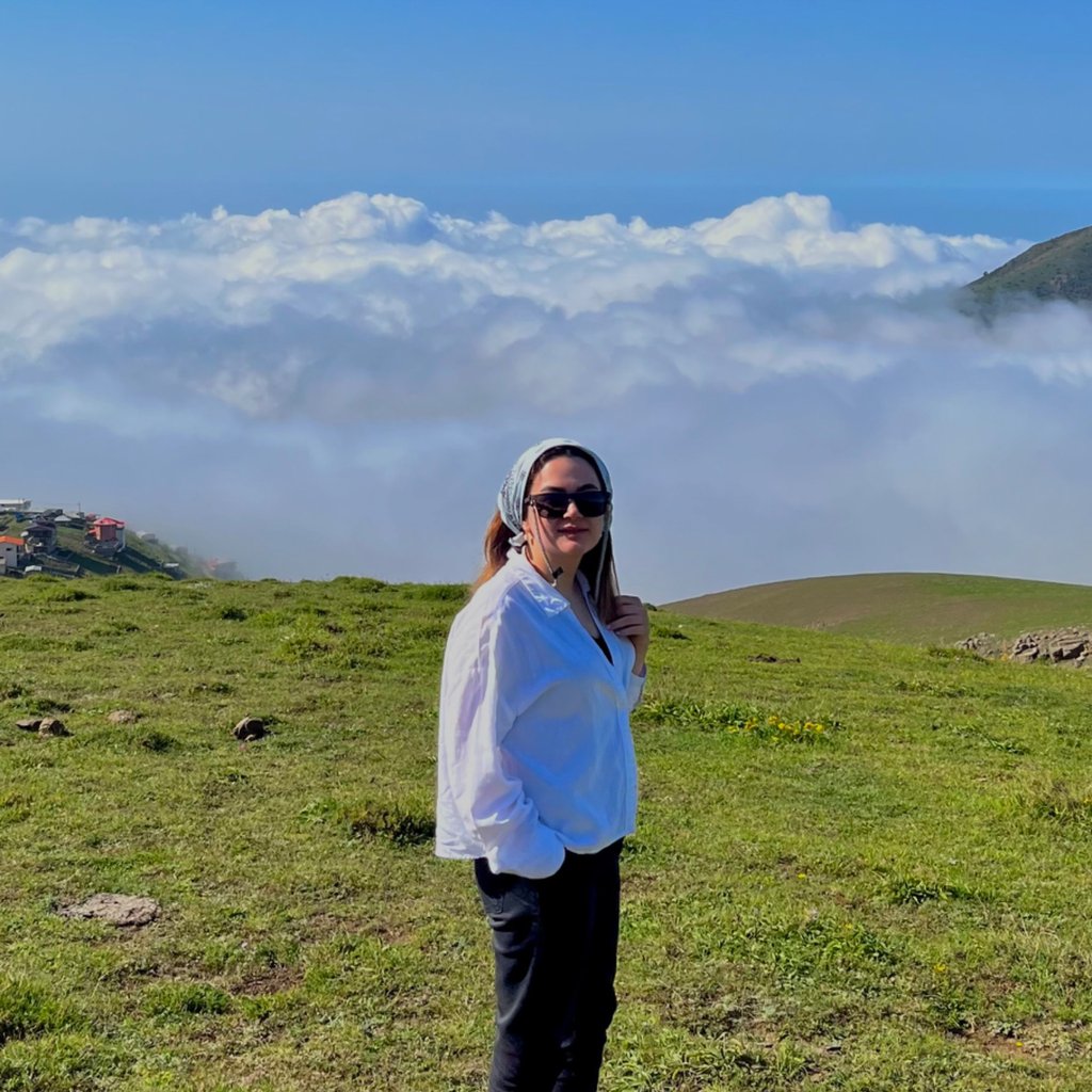 تصویر پروفایل میزبان