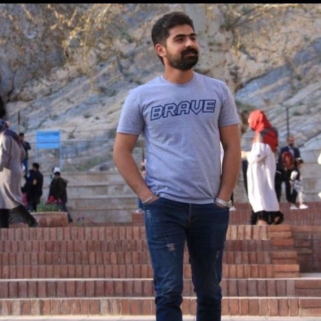 تصویر پروفایل میزبان