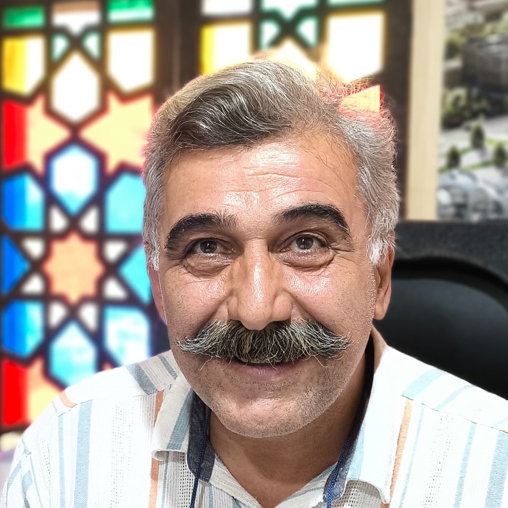 تصویر پروفایل میزبان