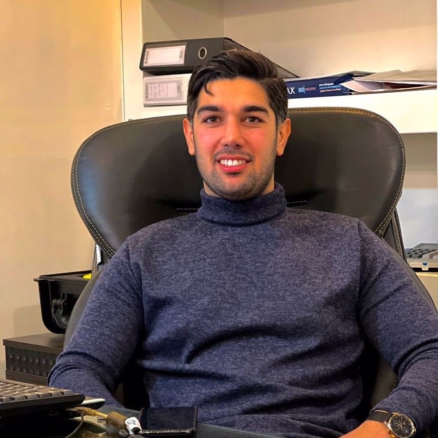 تصویر پروفایل میزبان