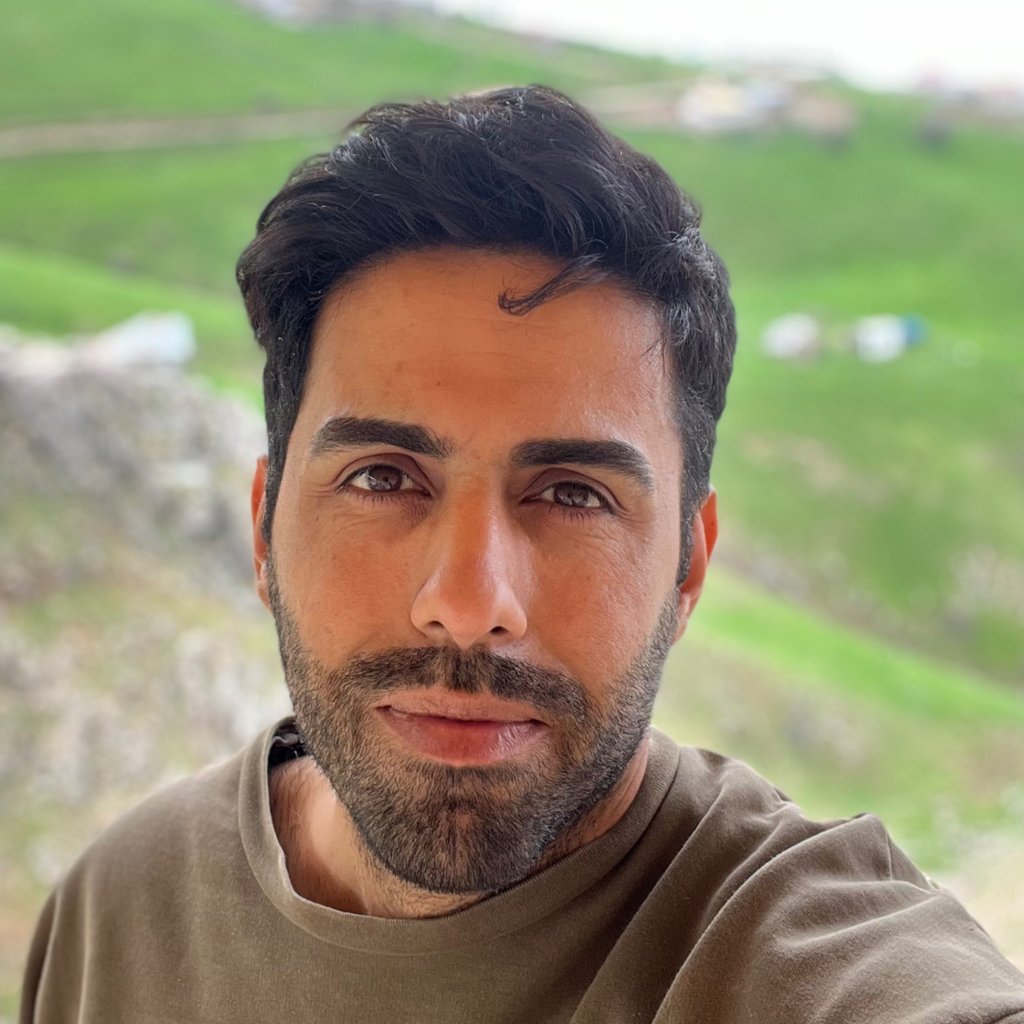 تصویر پروفایل میزبان