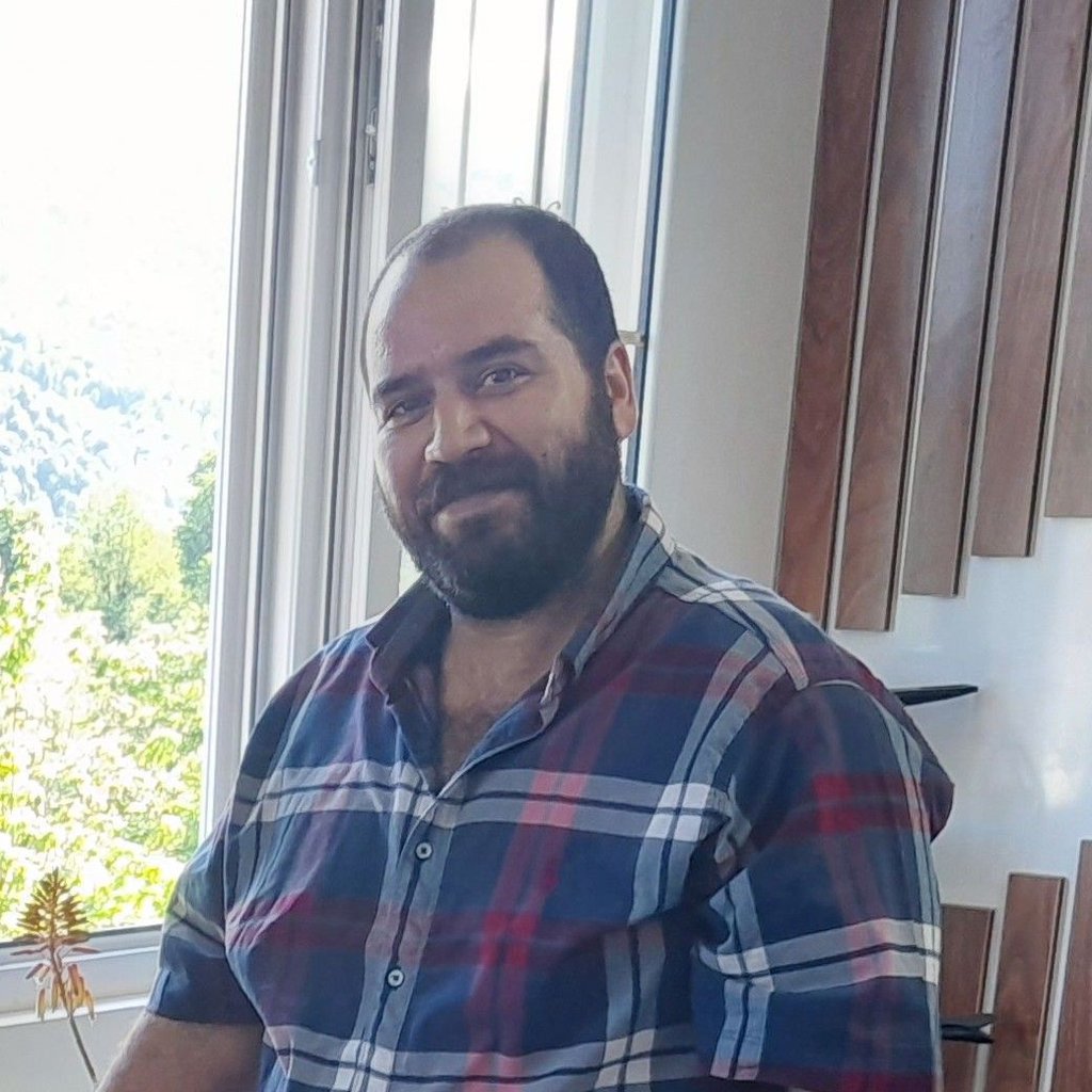 تصویر پروفایل میزبان