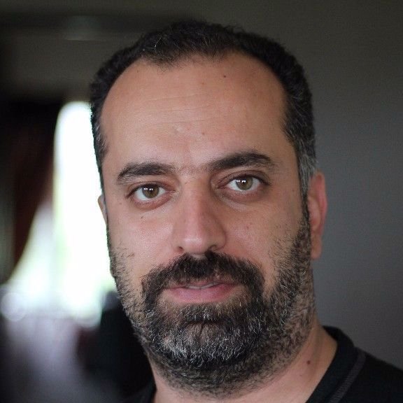 تصویر پروفایل میزبان