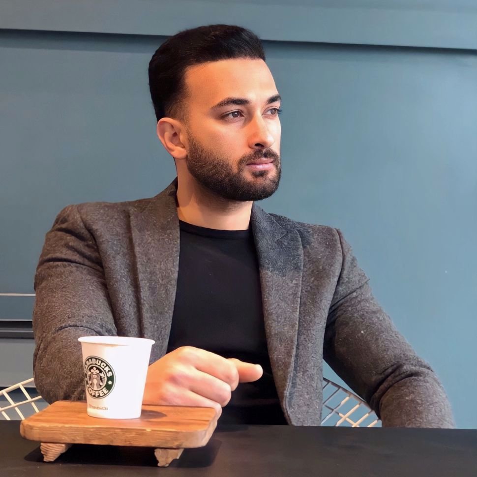 تصویر پروفایل میزبان