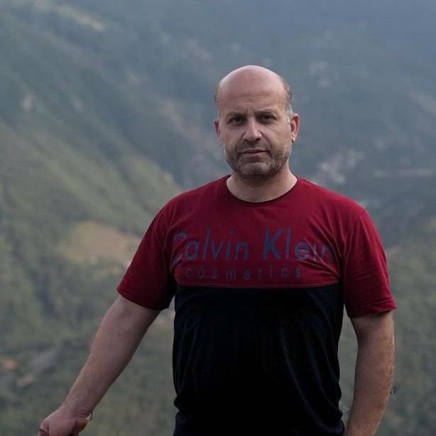 تصویر پروفایل میزبان