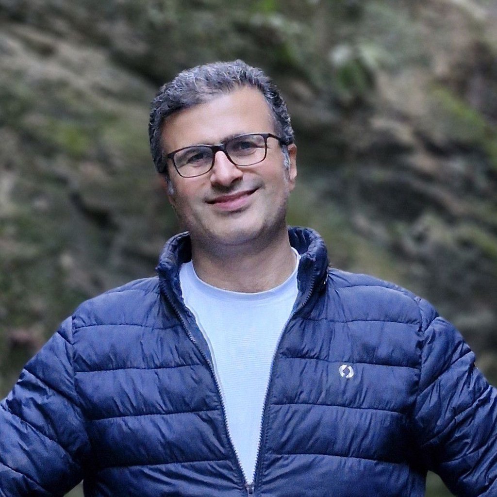 تصویر پروفایل میزبان