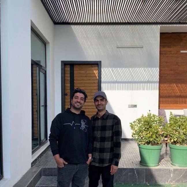 تصویر پروفایل میزبان