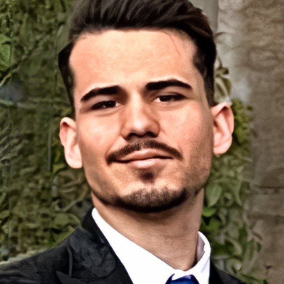 امیر  بابایی