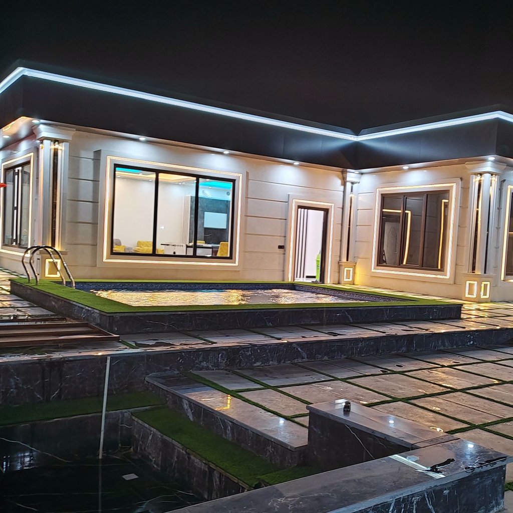 تصویر پروفایل میزبان