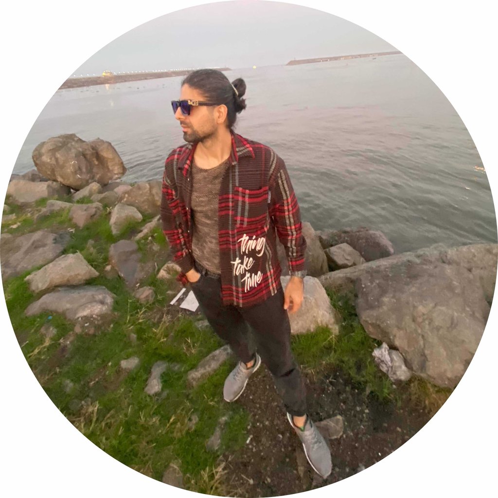 تصویر پروفایل میزبان