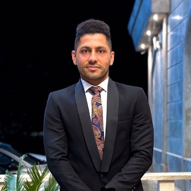 تصویر پروفایل میزبان