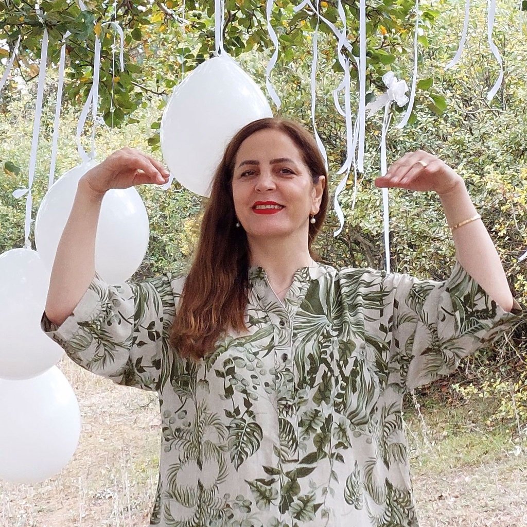 تصویر پروفایل میزبان