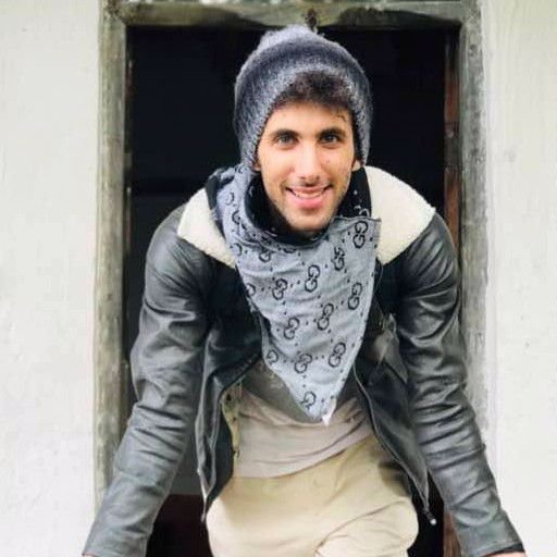 تصویر پروفایل میزبان