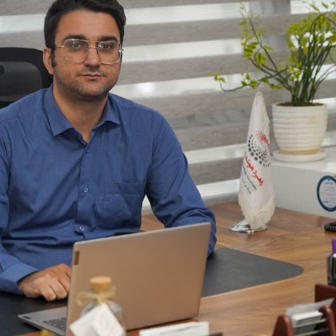 تصویر پروفایل میزبان