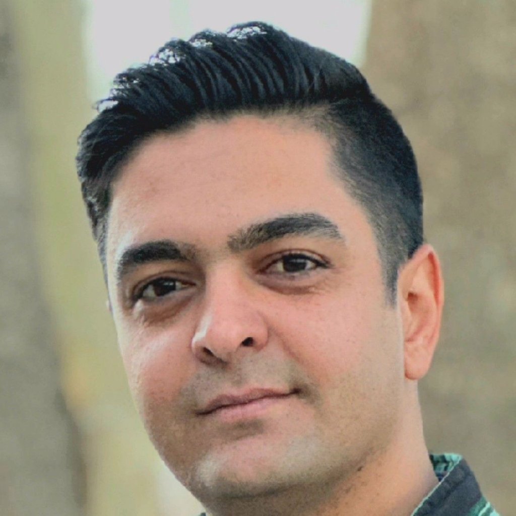 تصویر پروفایل میزبان