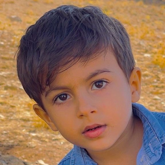 تصویر پروفایل میزبان