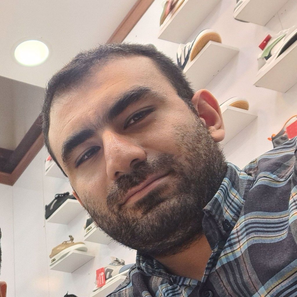 تصویر پروفایل میزبان