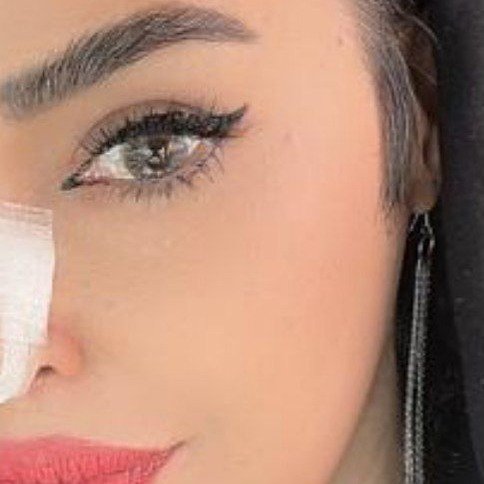 تصویر پروفایل میزبان