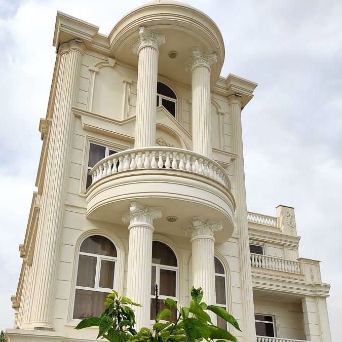 تصویر پروفایل میزبان