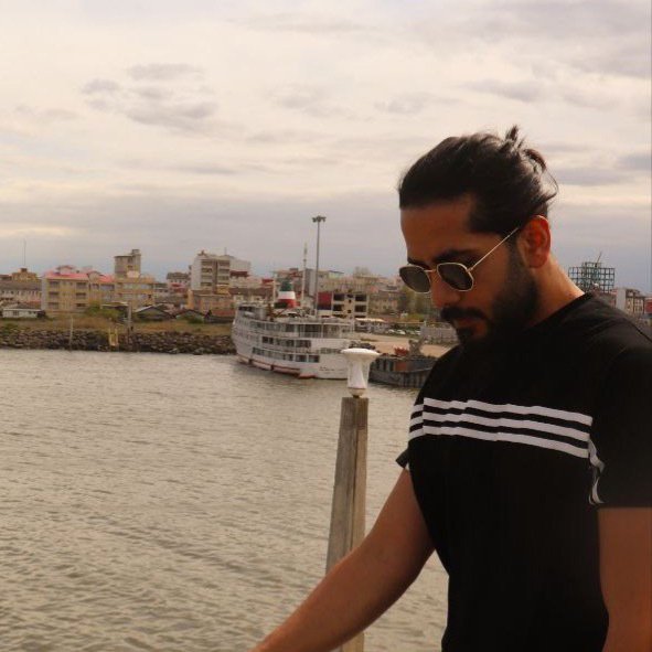 تصویر پروفایل میزبان