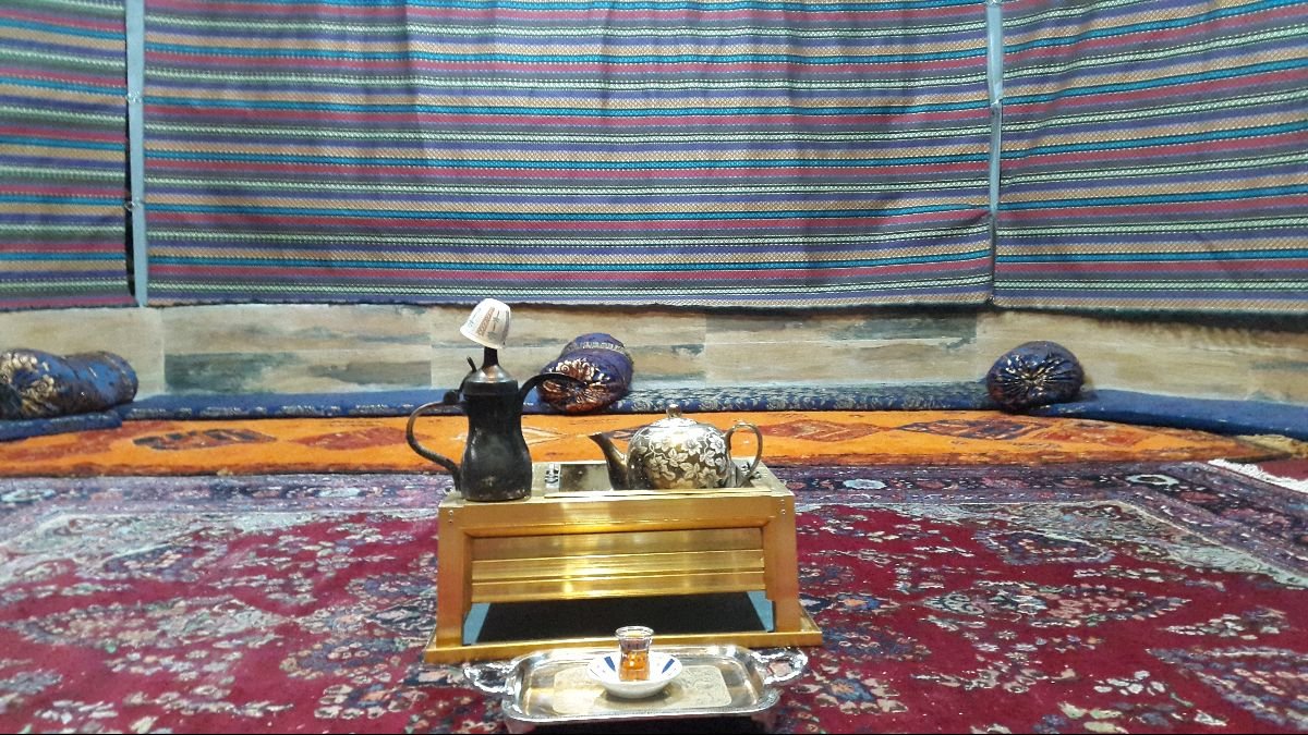 اقامتگاه سنتی آوان توریست واحد 12