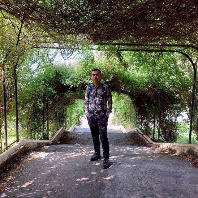 تصویر پروفایل میزبان