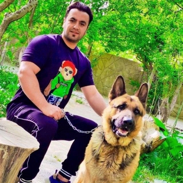 تصویر پروفایل میزبان