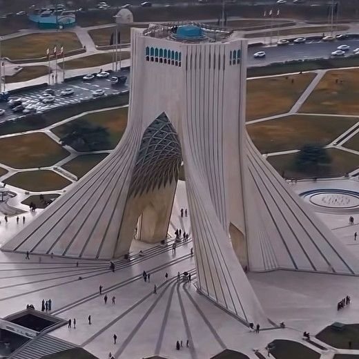 تصویر پروفایل میزبان