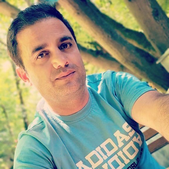 تصویر پروفایل میزبان