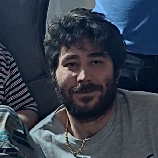 تصویر پروفایل میزبان