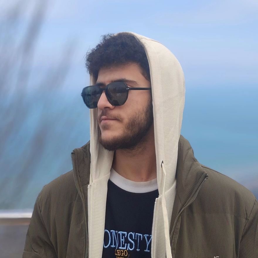 میزبان جاباما - عباس جمشیدی