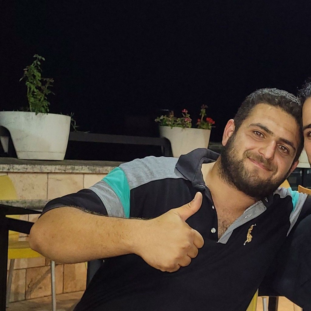 تصویر پروفایل میزبان