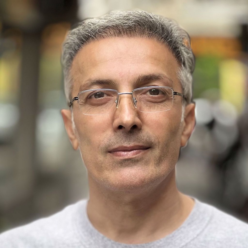 تصویر پروفایل میزبان