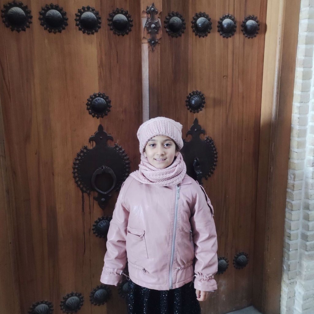 تصویر پروفایل میزبان