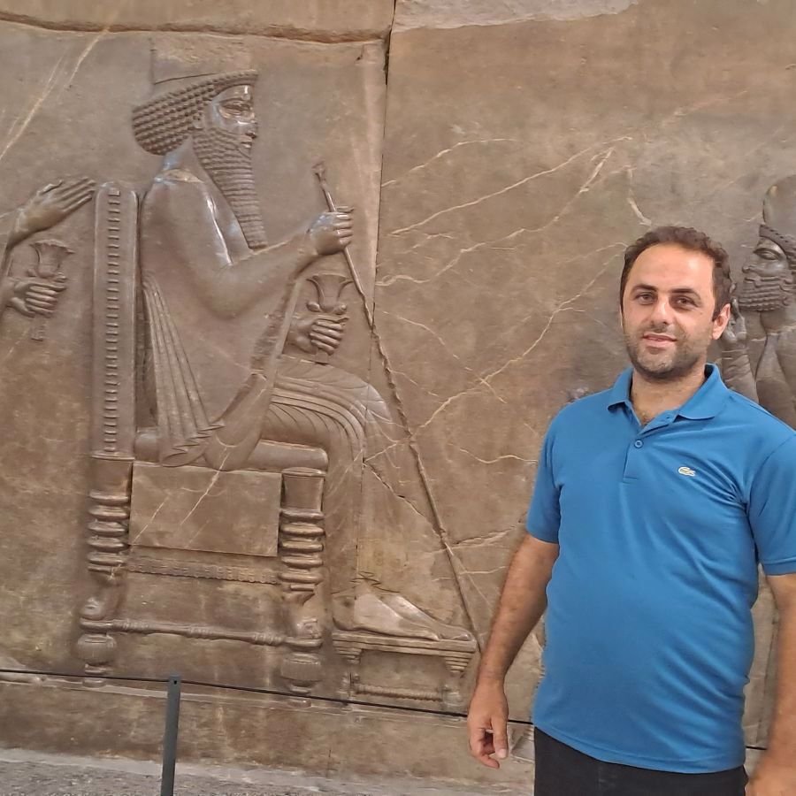 تصویر پروفایل میزبان