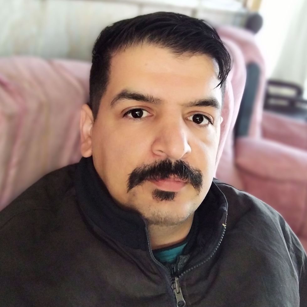 تصویر پروفایل میزبان