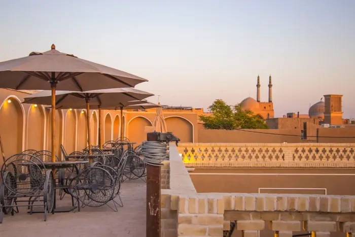 اقامتگاه سنتی پارسیک - واحد پنج تخته 1