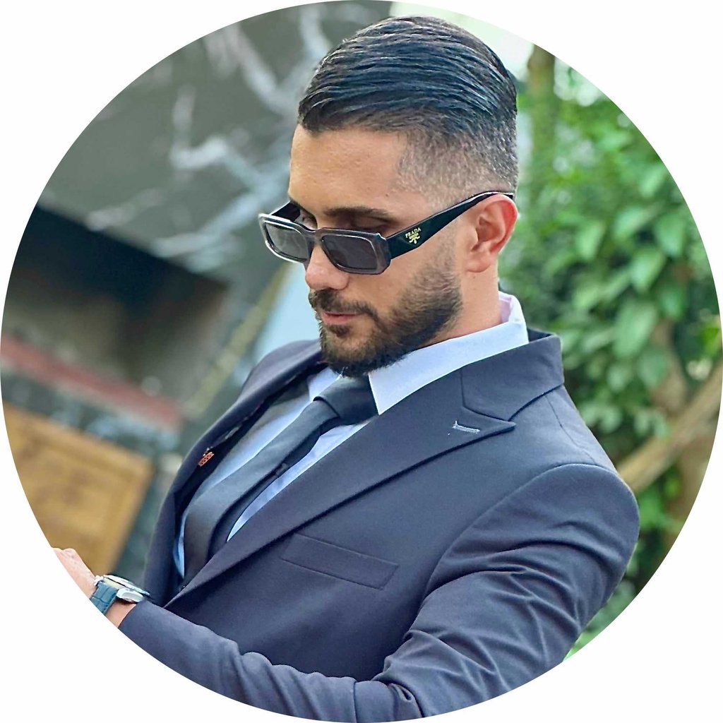 تصویر پروفایل میزبان