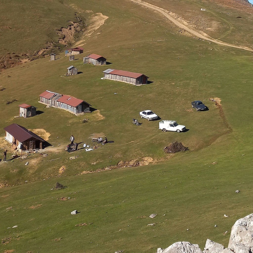 تصویر پروفایل میزبان