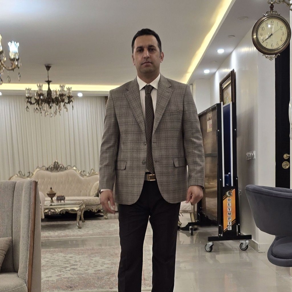 تصویر پروفایل میزبان