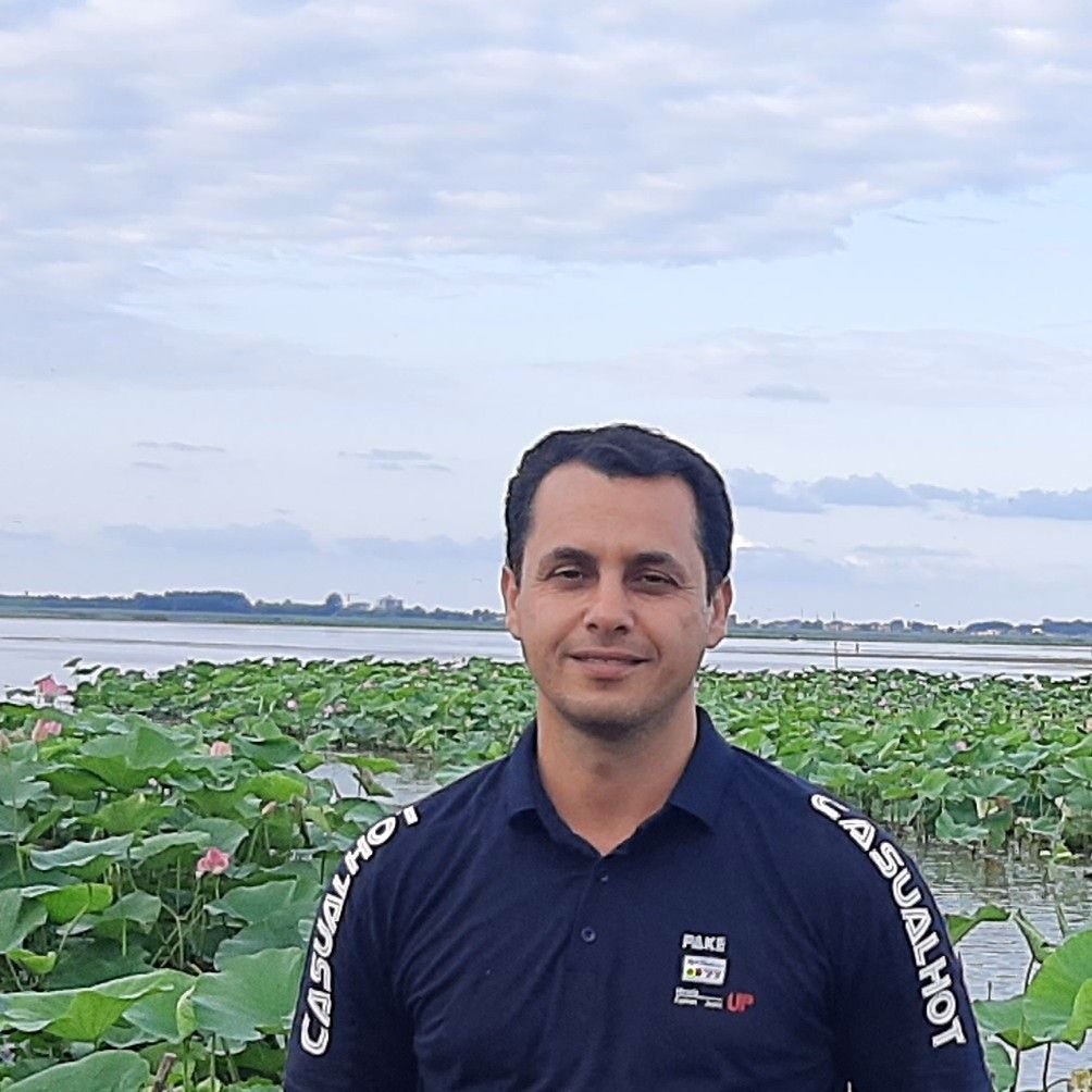 تصویر پروفایل میزبان