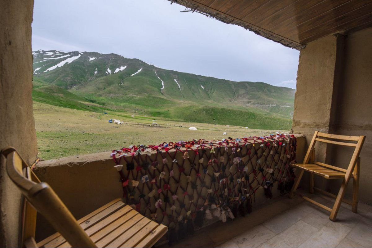 بوم گردی اکوکمپ دورنا - اتاق دو تخته کاروانسرا